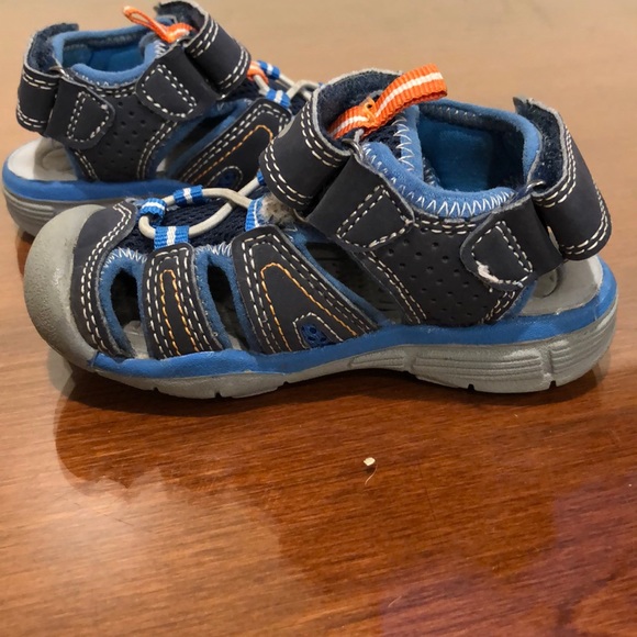 Fila toddler Velcro sandal sneaker - Picture 5 of 8